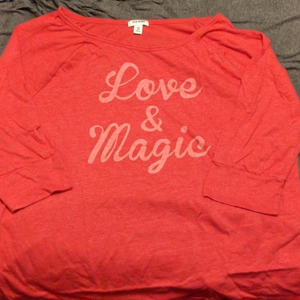 Old Navy Red 3/4 sleeve love & magic